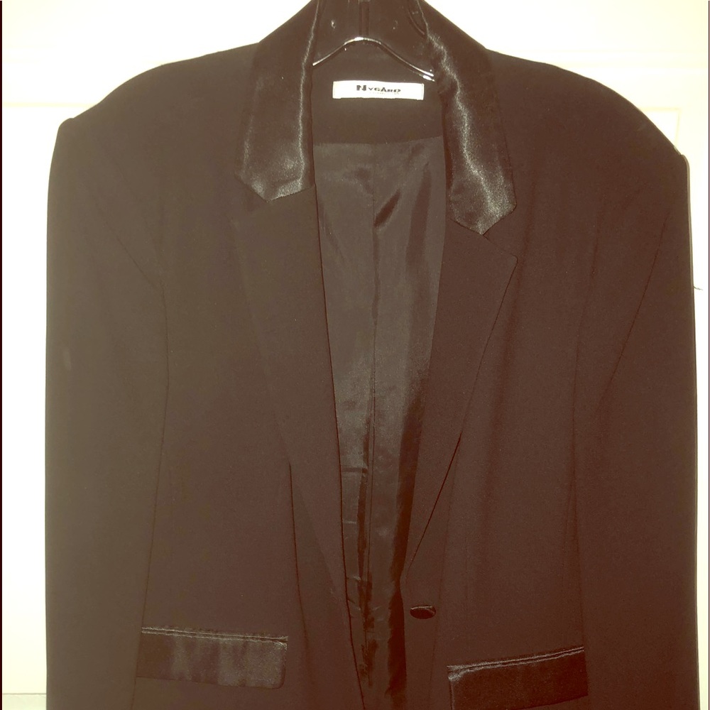 Tuxedo blazer
